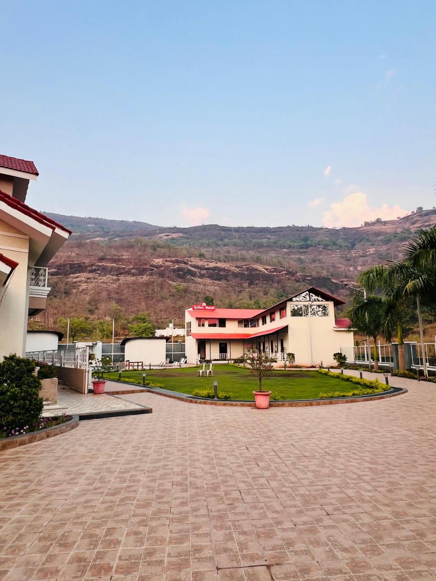 קופולי The Grand Leela Resort מראה חיצוני תמונה
